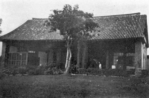 Photo of one story temple